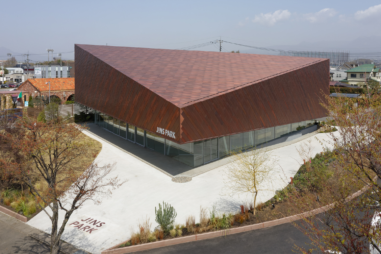 JINS PARK（撮影：阿野太一、楠瀬友将）